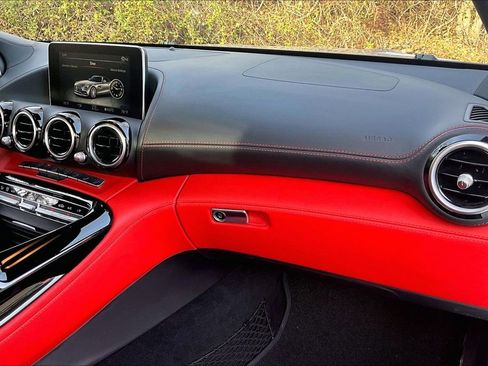 Used 2018 Mercedes-Benz AMG GT Roadster image 13