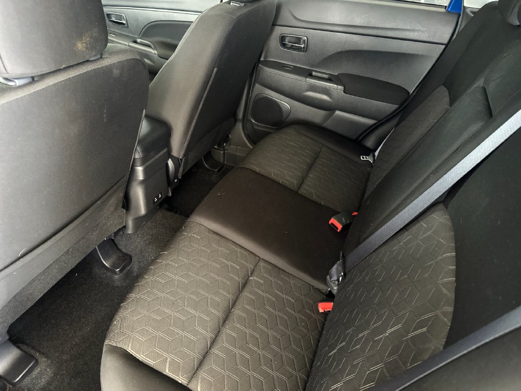 Used 2026 Mitsubishi Outlander Sport AWD image 11