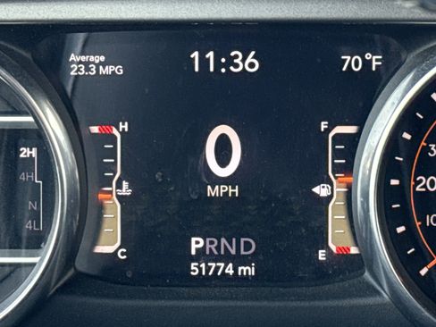 Used 2019 Jeep Wrangler Unlimited Sahara image 23