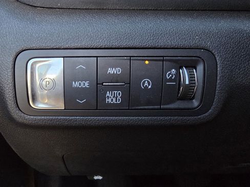 Used 2025 GMC Terrain Elevation image 13