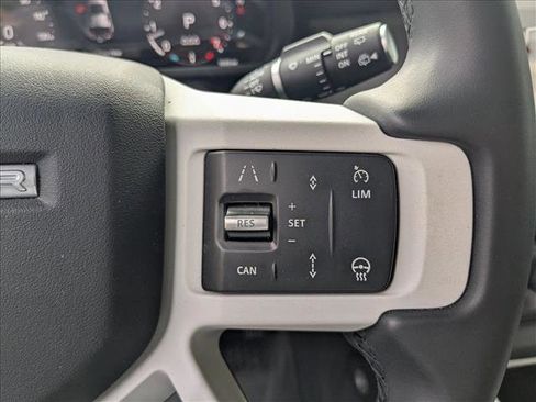 Used 2025 Land Rover Defender 110 S image 16