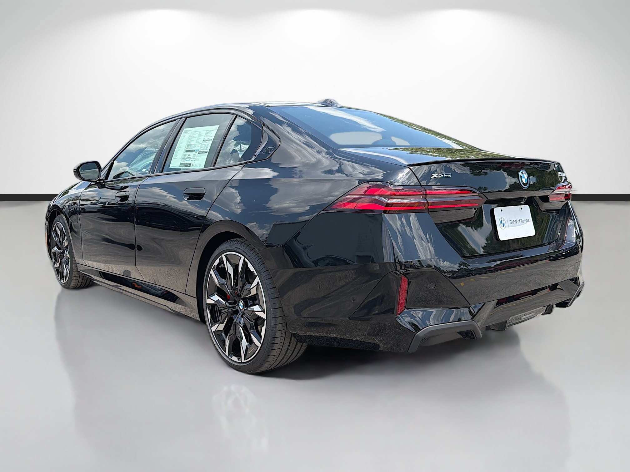 New 2027 BMW 550e xDrive w/ Executive Package AWD/4WD image 5