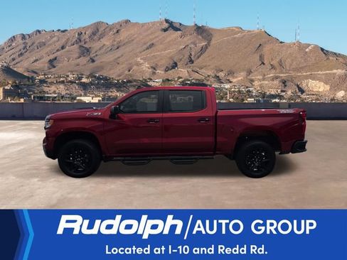 Used 2025 Chevrolet Silverado 1500 LT Trail Boss w/ Convenience Package II AWD/4WD image 2