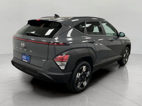 Certified 2025 Hyundai Kona SEL AWD/4WD image 3