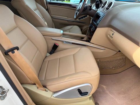 Used 2010 Mercedes-Benz ML 350 2WD image 30