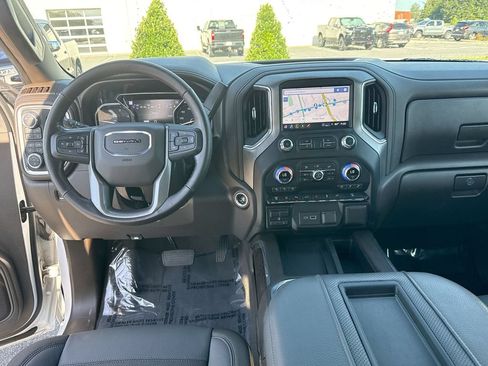 Used 2021 GMC Sierra 2500 Denali w/ Denali Ultimate Package AWD/4WD image 8