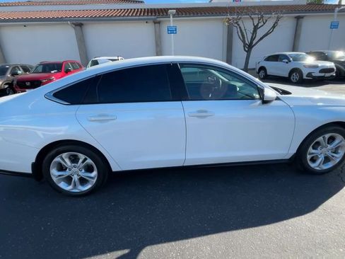 Certified 2024 Honda Accord LX image 9