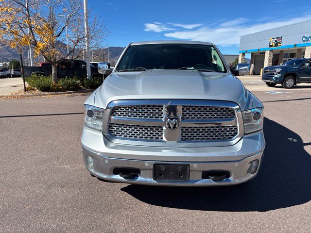 Used 2017 RAM 1500 Laramie w/ Convenience Group AWD/4WD image 3