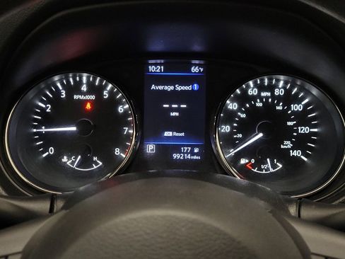 Used 2020 Nissan Rogue Sport S image 23