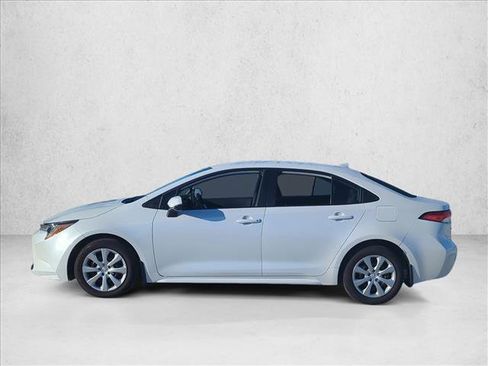 Certified 2025 Toyota Corolla LE image 6