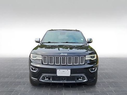 Used 2018 Jeep Grand Cherokee Overland AWD/4WD image 2