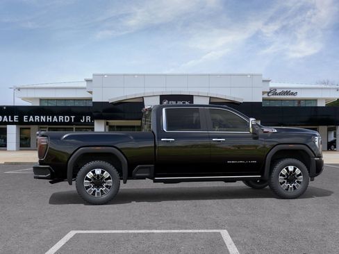 New 2026 GMC Sierra 2500 Denali w/ Denali Reserve Package image 7
