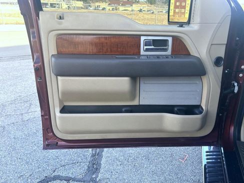 Used 2010 Ford F150 Lariat image 9