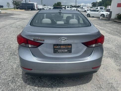 Used 2016 Hyundai Elantra SE FWD image 7