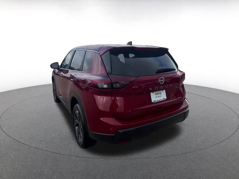 Used 2025 Nissan Rogue SV image 11