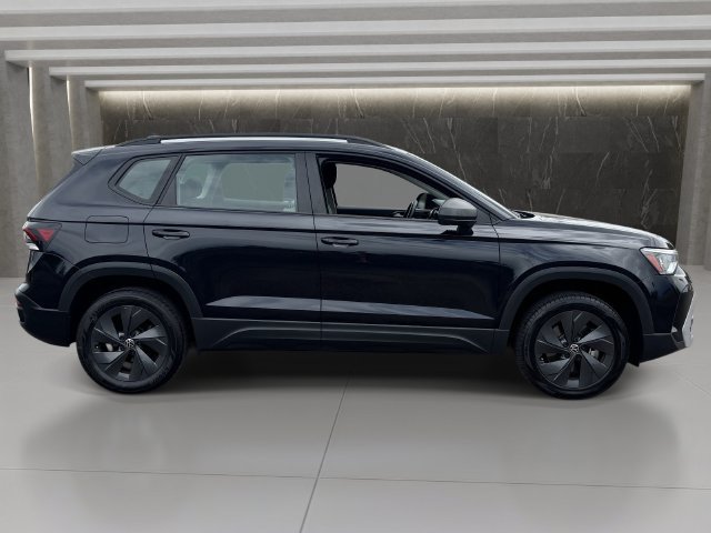 Used 2025 Volkswagen Taos S FWD image 7