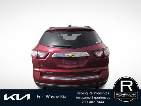 Used 2017 Chevrolet Traverse Premier FWD image 9