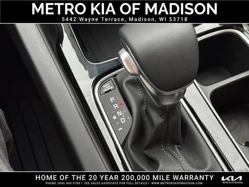 Used 2025 Kia Telluride S AWD/4WD image 25