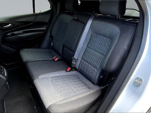 Used 2024 Chevrolet Equinox LT FWD image 22