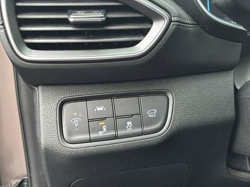 Used 2020 Hyundai Santa Fe SEL w/ Convenience + Premium Package image 15