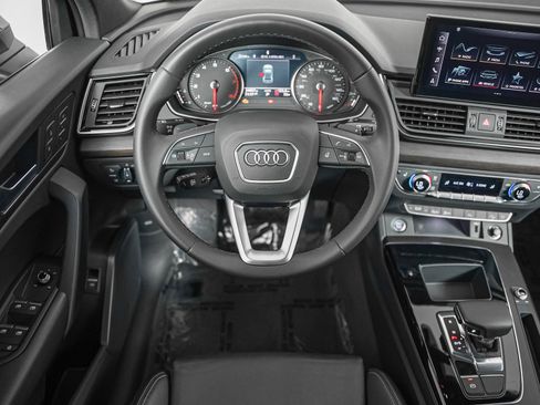 Certified 2023 Audi Q5 2.0T Premium w/ Convenience Package AWD/4WD image 15