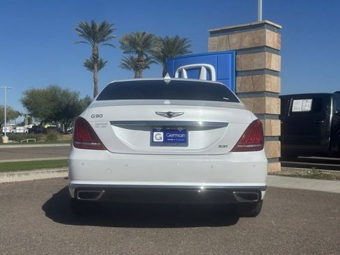 Used 2017 Genesis G90 3.3T Premium image 7