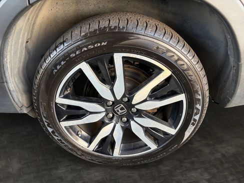 Used 2019 Honda Pilot Elite image 43