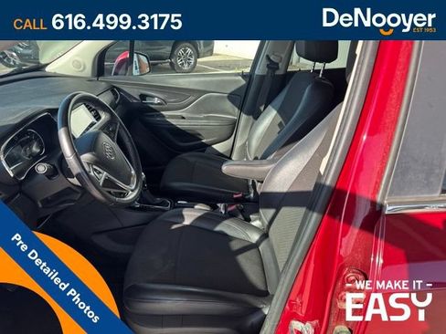 Used 2018 Buick Encore Preferred AWD/4WD image 10