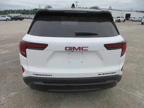 New 2026 GMC Terrain Elevation w/ Black Edition FWD image 5