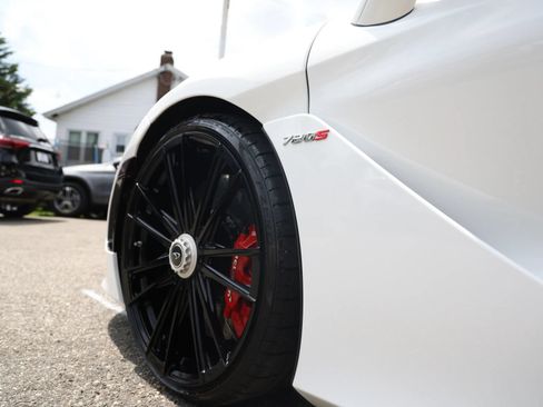 Used 2020 McLaren 720S Spider RWD image 54