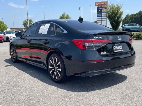 Used 2023 Honda Civic EX image 5