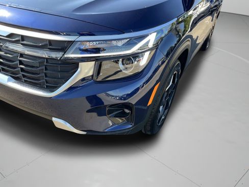 New 2026 Kia Seltos EX image 9