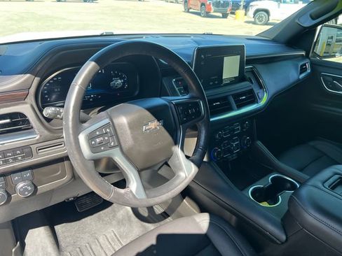Used 2023 Chevrolet Tahoe Z71 w/ Luxury Package AWD/4WD image 12
