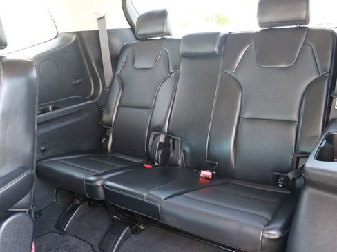 Used 2024 Kia Telluride S w/ S Sunroof Package FWD image 15