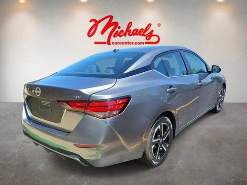 Used 2024 Nissan Sentra SV FWD image 5