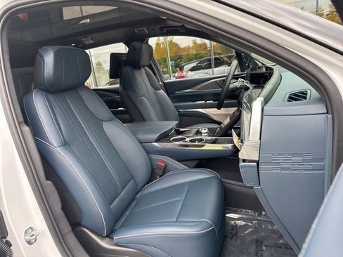 New 2025 Cadillac Escalade IQ Sport 2 w/ LPO, ONYX Package image 21