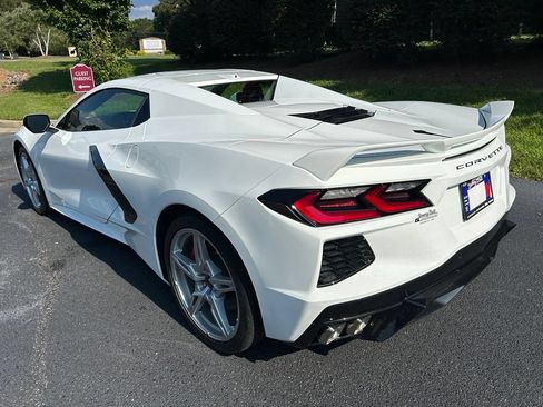 Used 2024 Chevrolet Corvette Stingray Preferred Conv w/ Z51 Performance Package RWD image 19