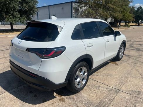 Used 2024 Honda HR-V LX image 16