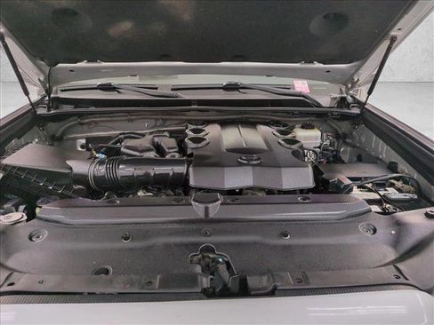Used 2015 Toyota 4Runner SR5 RWD image 25