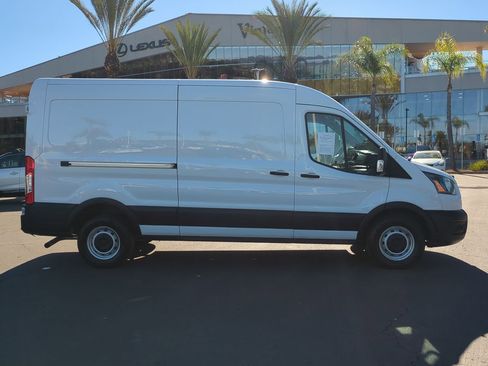 Used 2021 Ford Transit 250 Medium Roof image 4