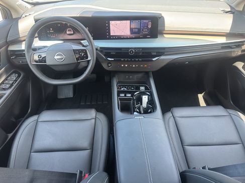 Used 2025 Nissan Murano SL AWD/4WD image 10