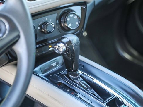 Used 2020 Honda HR-V LX image 20