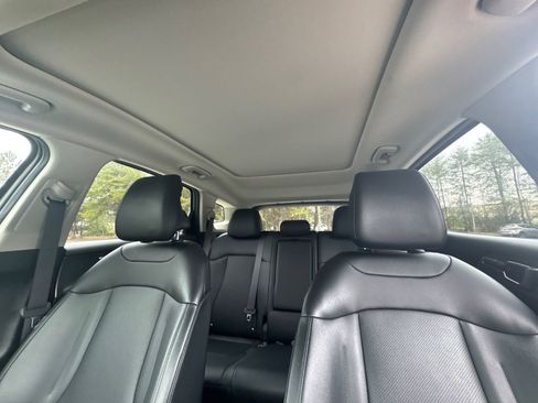 Used 2023 Kia Sportage SX image 31