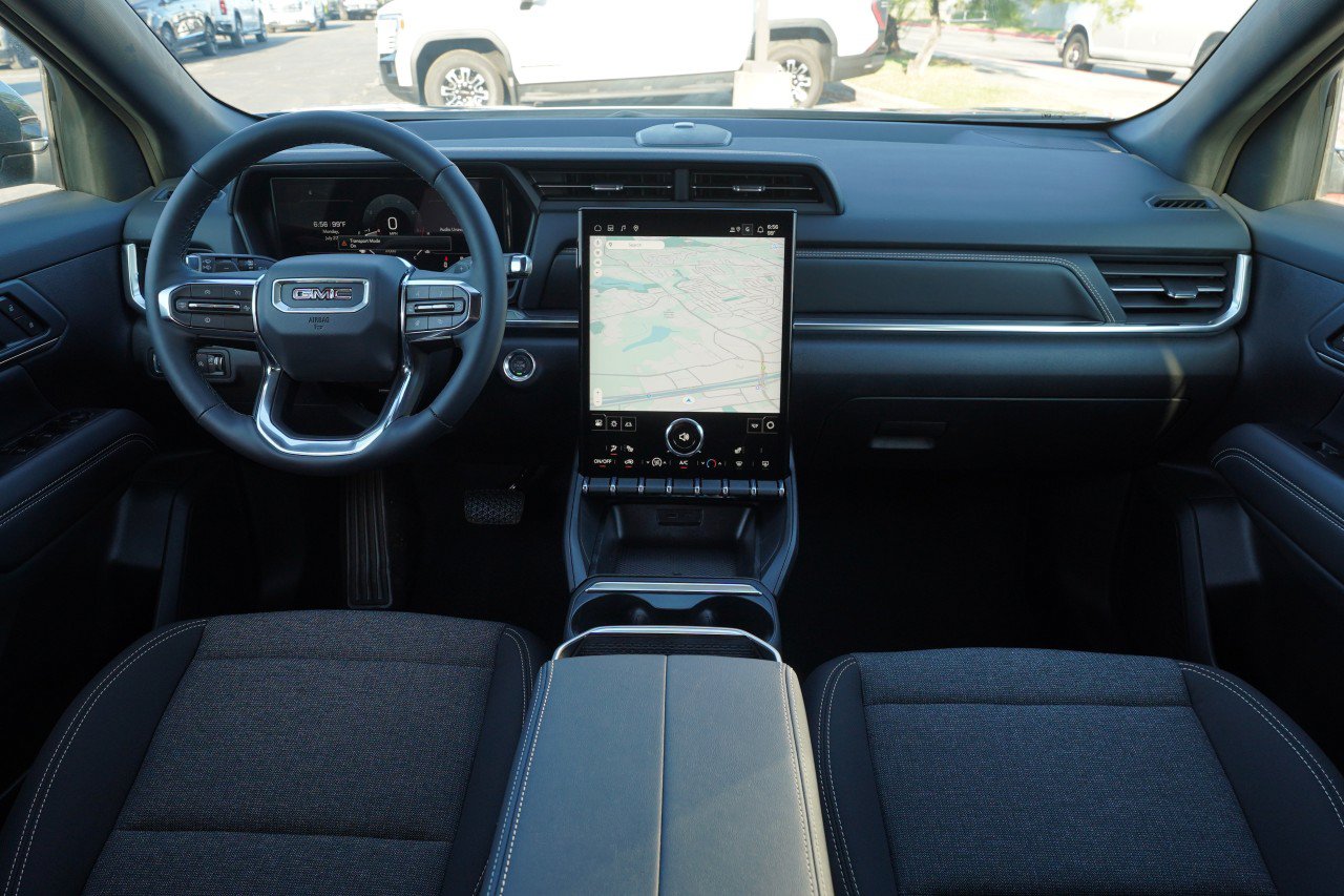 New 2026 GMC Terrain Elevation w/ Black Edition FWD image 7