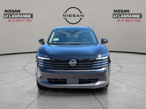 New 2026 Nissan Kicks SV image 2