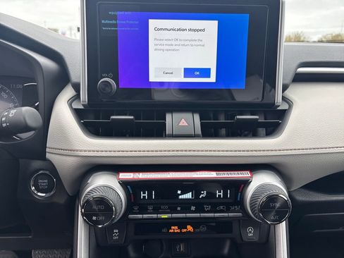 New 2025 Toyota RAV4 XLE image 17