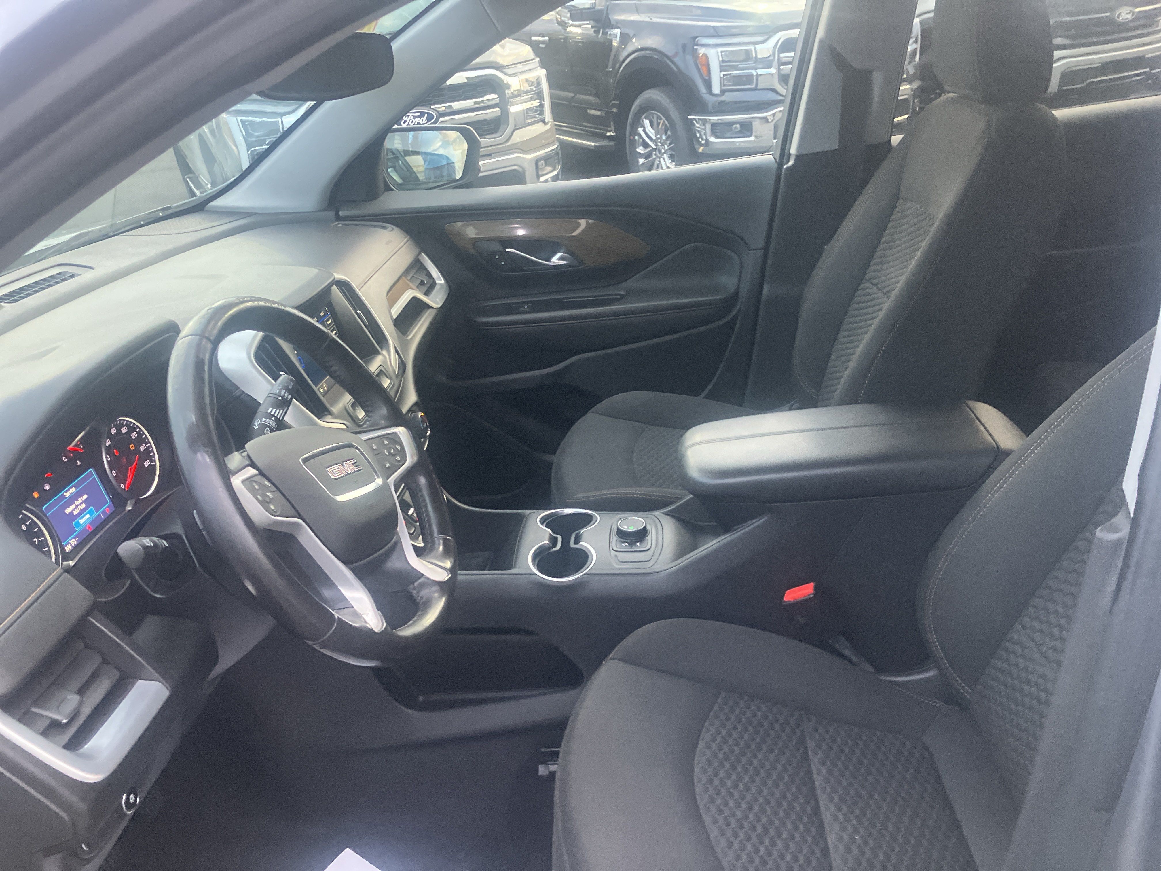 Used 2020 GMC Terrain SLE FWD image 17