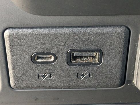 Used 2021 Chevrolet Silverado 1500 RST image 14