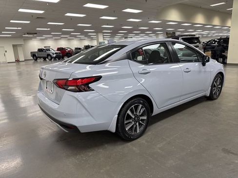 Used 2025 Nissan Versa SV w/ Trunk Package image 7