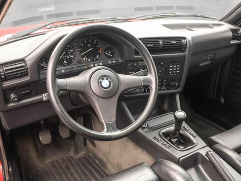 Used 1987 BMW 325i Convertible image 6